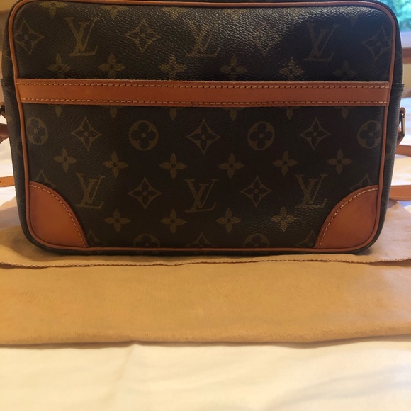 Louis Vuitton monogram Trocadero 27 - Picture 3 of 16